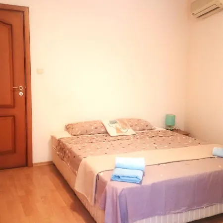 Golden With Terrace Apartamento Sunny Beach